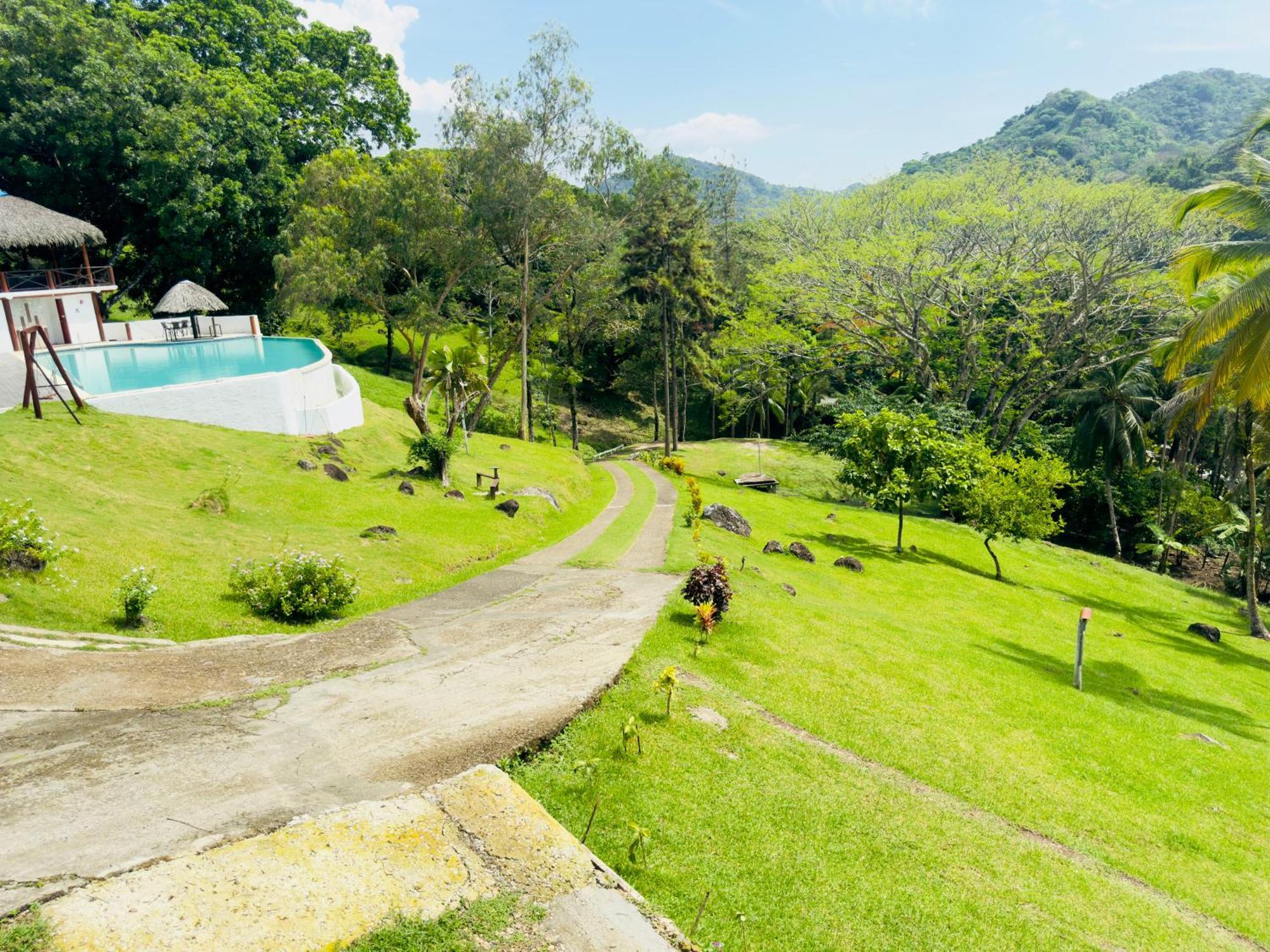 Ranchos De Chalia Panama Hotel Portobelo Bagian luar foto