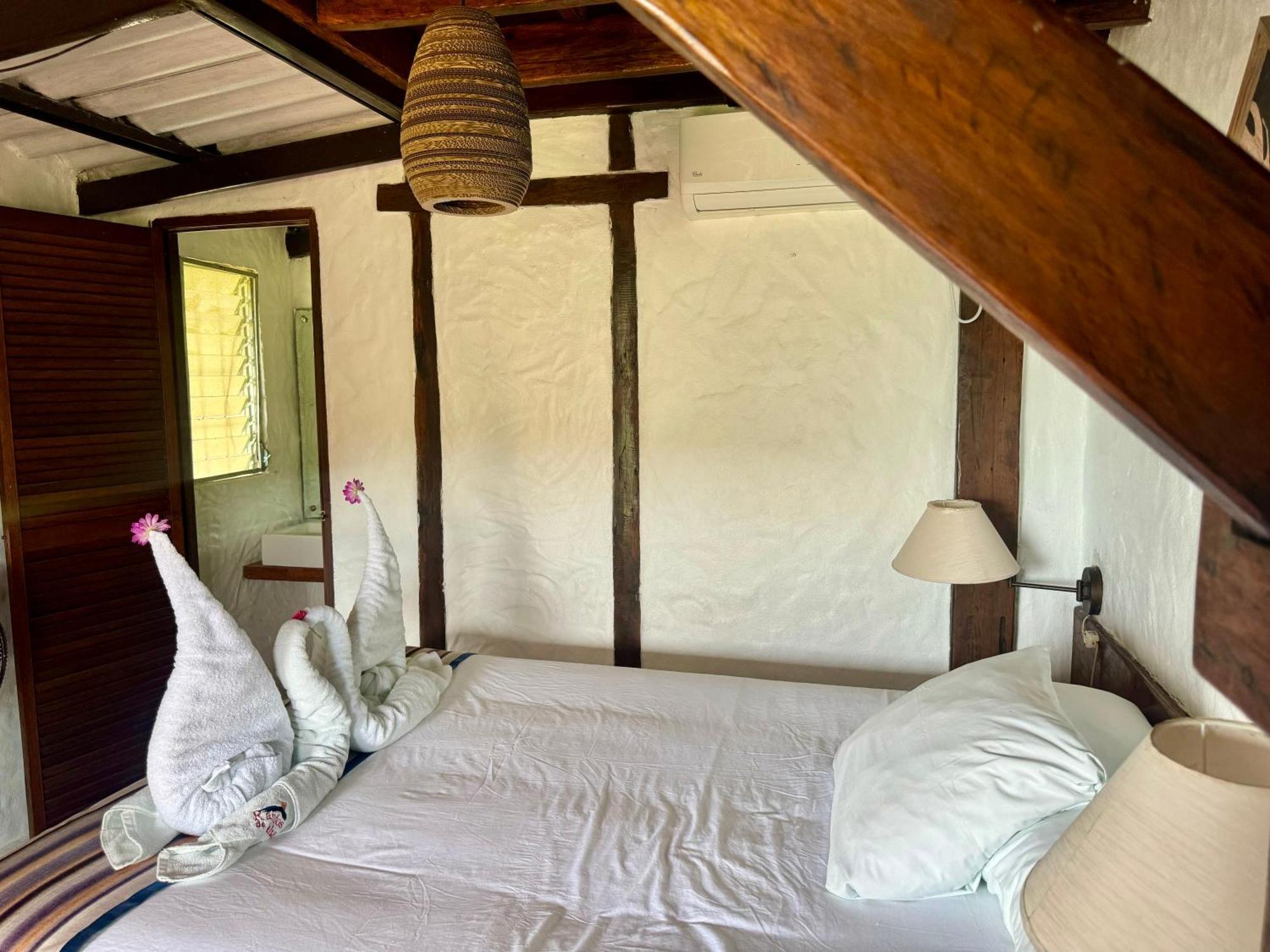 Ranchos De Chalia Panama Hotel Portobelo Bagian luar foto