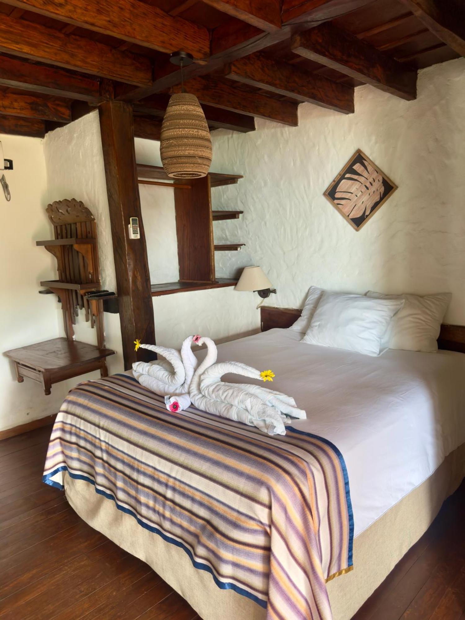 Ranchos De Chalia Panama Hotel Portobelo Bagian luar foto